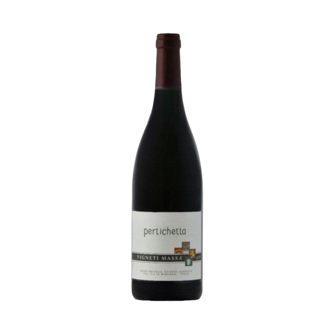 Pertichetta 2013 Vigneti Massa è un vino dal colore rosso rubino, al naso bouquet di frutti rossi, confettura di bosco, pepe nero, tabacco e terra. In bocca caldo ed avvolgente, di grande persistenza